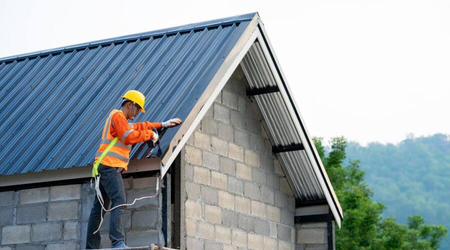 Professional residential roofers in South Naknek, AK